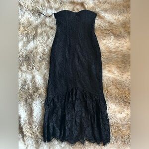Lulu’s Black Lace Strapless Mermaid Midi Dress